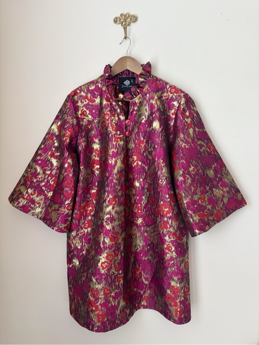 Brianna Cannon Pink & Gold Metallic Ginkgo Mini Caftan Dress Small